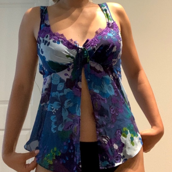 Other - Gorgeous Y2K floral top